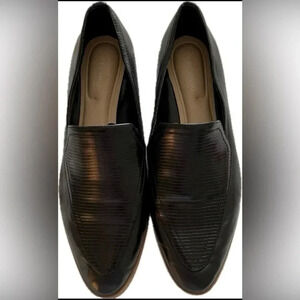 Vince Camuto Black Slip-on Leather‎ VP-Finetta Flat Loafers Women’s 7 NWOT